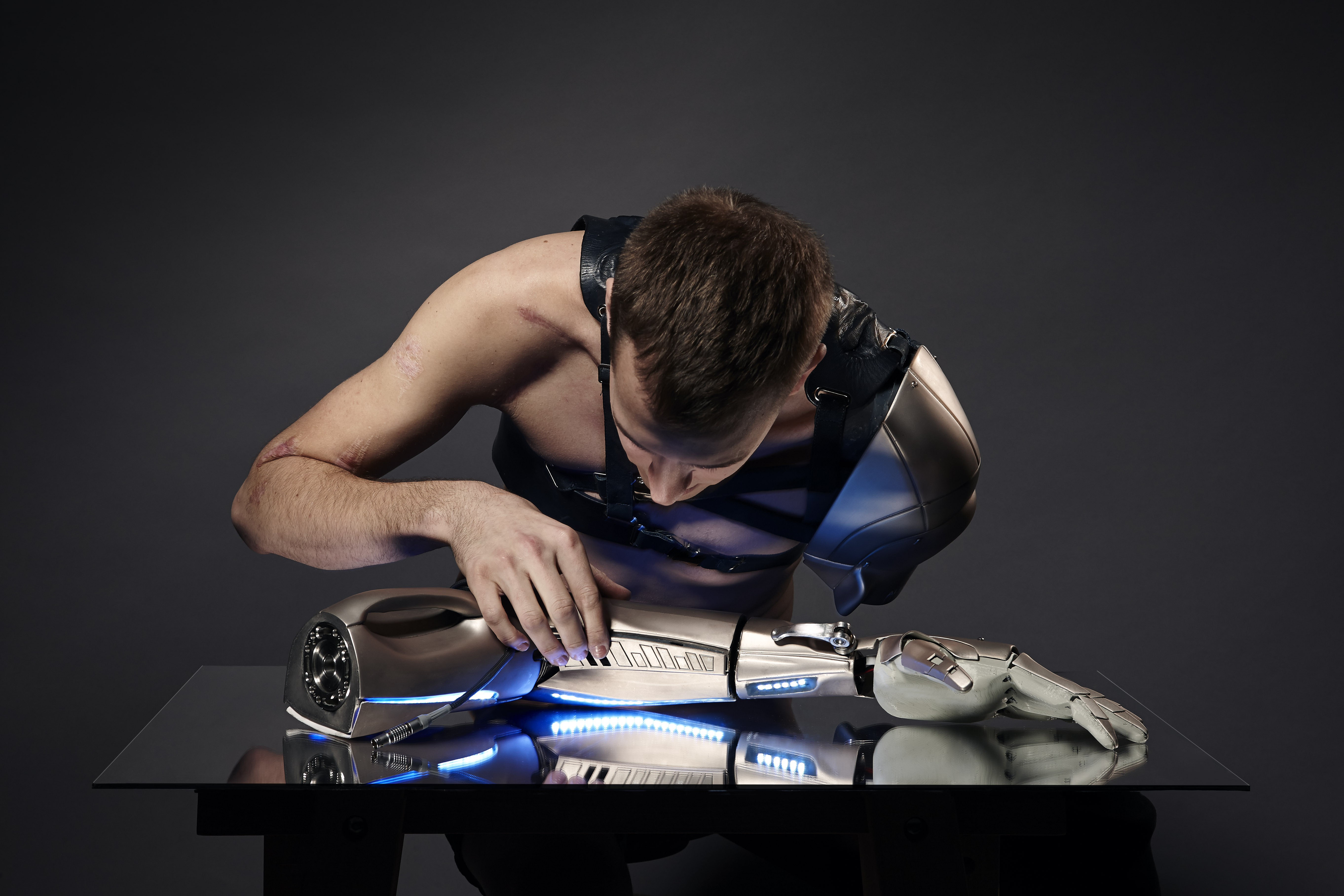 Bodyhack: Metal Gear Man